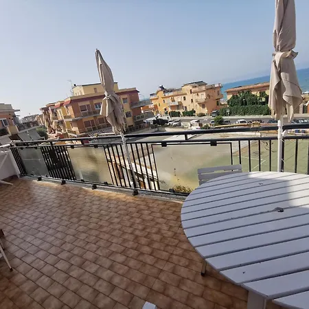 아파트 Marina Di - Casa Vista Mare Vicino Roma 아르데아